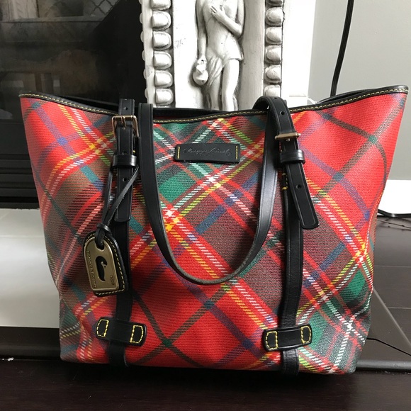 Dooney & Bourke Handbags - LikeNew!Dooney& Bourke red tartan plaid large tote